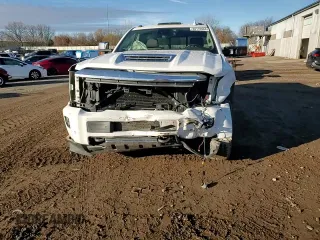 2019 Chevrolet Silverado 3500HD High Country with VIN 1GC4KYEY9KF162363, listed as a Copart auction lot 80116564 with 262,454 mi miles and Non Repairable. Bid and sale history available at carsss.com. Image 11.