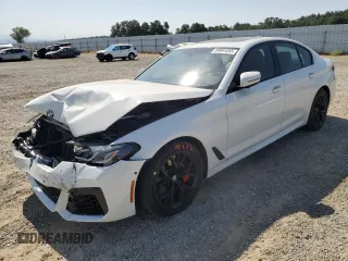 2022 BMW 5 Series 540i z VIN WBA53BJ09NWX73610, wystawiony jako Copart lot #59991855 z przebiegiem 38 248 mil mil oraz Szkoda całkowita • Salvage title. Historia ofert i sprzedaży dostępna na DreamBid. Obrazek 1.