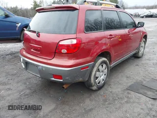 2006 Mitsubishi Outlander LS with VIN JA4LZ31F06U018534, listed as a IAAI auction lot 41800157 with 158,943 mi miles. Bid and sale history available at carsss.com. Image 4.