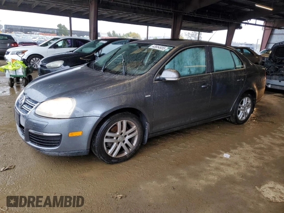 2007 Volkswagen Jetta с VIN 3VWEG81K17M194140, выставлен на аукционе Copart как лот 43654935 с пробегом 90 599 миль миль и На запчасти • Non repairable. История ставок и продаж доступна на DreamBid. Изображение 1.