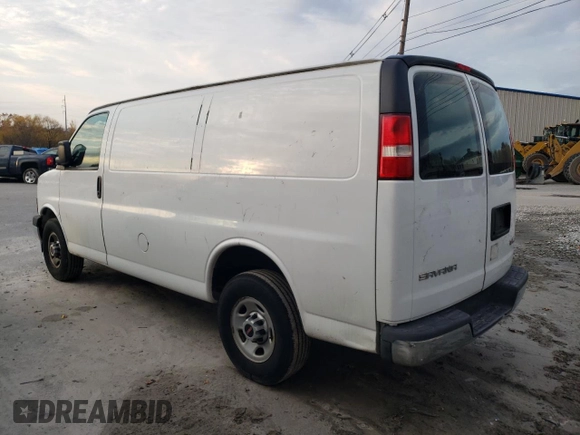 2017 GMC Savana Cargo Van with VIN 1GTW7AFF7H1906806, listed as a Copart auction lot 81203694 with 53,426 mi miles and Salvage Title. Bid and sale history available at carsss.com. Image 2.