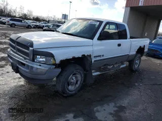 2001 Dodge 1500 with VIN 1B7HF13Z11J209633, listed as a Copart auction lot 46891975 with 163,935 mi miles and Salvage Title. Bid and sale history available at carsss.com. Image 1.