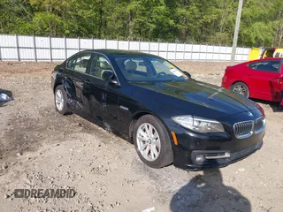 2015 BMW 5 Series 528i z VIN WBA5A5C56FD519138, wystawiony jako IAAI lot #41989497 z przebiegiem 214 326 mil mil oraz . Historia ofert i sprzedaży dostępna na DreamBid. Obrazek 1.