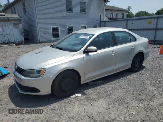 2012 Volkswagen Jetta SE z VIN 3VWDP7AJ4CM351831, wystawiony jako Copart lot #60798875 z przebiegiem 194 545 mil mil oraz Czysty tytuł • Clean title. Historia ofert i sprzedaży dostępna na DreamBid. Obrazek 1.