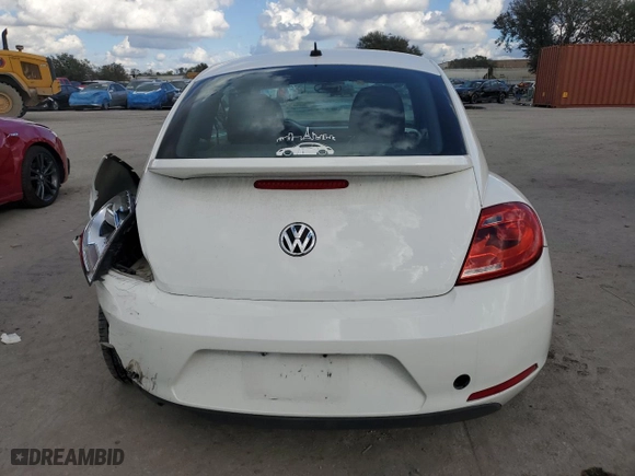2012 Volkswagen Beetle 2.5L PZEV with VIN 3VWJP7ATXCM606633, listed as a Copart auction lot 85889244 with 80,652 mi miles and Salvage Title. Bid and sale history available at carsss.com. Image 6.