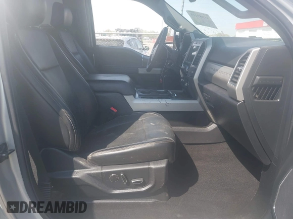 2019 Ford F-250 XL z VIN 1FT7W2B66KEC54893, wystawiony jako IAAI lot #41887418 z przebiegiem 151 950 mil mil oraz . Historia ofert i sprzedaży dostępna na DreamBid. Obrazek 5.