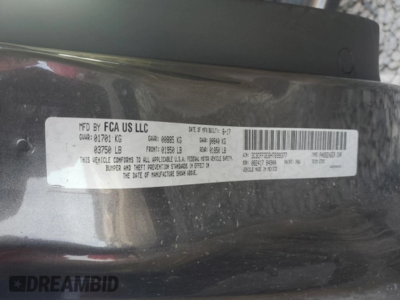 2017 FIAT 500e z VIN 3C3CFFGE6HT699377, wystawiony jako Copart lot #83835404 z przebiegiem 55 273 mil mil oraz Szkoda całkowita • Salvage title. Historia ofert i sprzedaży dostępna na DreamBid. Obrazek 12.