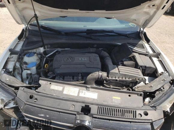 2015 Volkswagen Passat Wolfsburg Edition with VIN 1VWAS7A3XFC114625, listed as a Copart auction lot 60321585 with 81,940 mi miles and Salvage title. Bid and sale history available at DreamBid. Image 11.