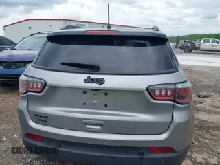 2018 Jeep Compass Latitude with VIN 3C4NJDBB8JT323967, listed as a IAAI auction lot 42096644 with 143,761 mi miles and . Bid and sale history available at DreamBid. Image 16.