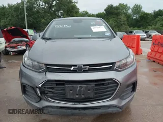 2020 Chevrolet Trax LS with VIN 3GNCJKSB2LL221800, listed as a IAAI auction lot 42196637 with 43,085 mi miles and . Bid and sale history available at DreamBid. Image 12.