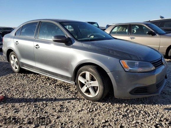 2012 Volkswagen Jetta Sedan TDI with VIN 3VW3L7AJ3CM466573, listed as a Copart auction lot 42820135 with 100,074 mi miles and Salvage Title. Bid and sale history available at carsss.com. Image 4.