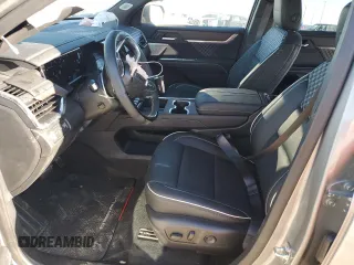 2024 GMC Acadia AWD Denali z VIN 1GKENRKS2RJ194228, wystawiony jako Copart lot #83751564 z przebiegiem 768 mil mil oraz Szkoda całkowita • Salvage title. Historia ofert i sprzedaży dostępna na DreamBid. Obrazek 7.