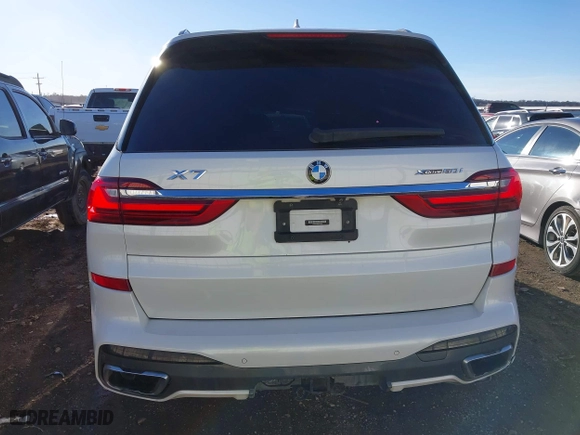 2019 BMW X7 xDrive50i with VIN 5UXCX4C58KLS35656, listed as a IAAI auction lot 41690202 with 91,135 mi miles. Bid and sale history available at carsss.com. Image 17.