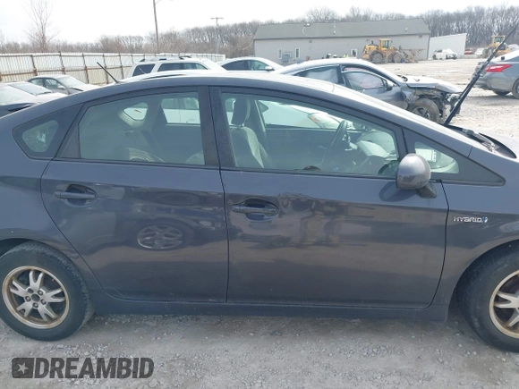 2011 Toyota Prius I with VIN JTDKN3DU7B0324722, listed as a IAAI auction lot 41841434 with 202,721 mi miles. Bid and sale history available at carsss.com. Image 13.