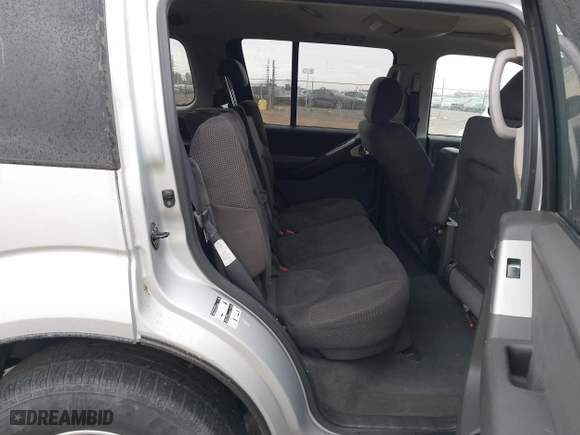 2006 Nissan Pathfinder SE with VIN 5N1AR18U46C604709, listed as a IAAI auction lot 41735976 with 123,548 mi miles. Bid and sale history available at carsss.com. Image 8.