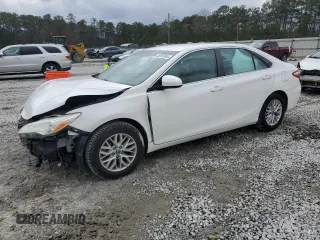2016 Toyota Camry XLE with VIN 4T4BF1FK2GR539004, listed as a Copart auction lot 48056365 with 38,490 mi miles and Salvage Title. Bid and sale history available at carsss.com. Image 1.