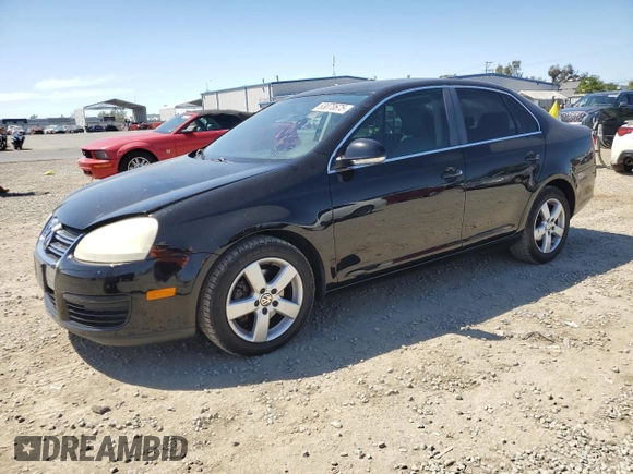 2009 Volkswagen Jetta Sedan SE with VIN 3VWRZ71K39M092542, listed as a Copart auction lot 53070675 with 101,209 mi miles and Salvage Title. Bid and sale history available at carsss.com. Image 1.
