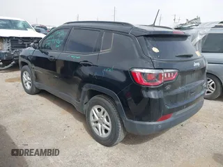 2018 Jeep Compass Sport with VIN 3C4NJCAB9JT339316, listed as a IAAI auction lot 41710918 with 130,344 mi miles. Bid and sale history available at carsss.com. Image 3.