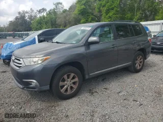 2011 Toyota Highlander with VIN 5TDZA3EH1BS010198, listed as a Copart auction lot 50082215 with 92,091 mi miles and Salvage Title. Bid and sale history available at carsss.com. Image 1.
