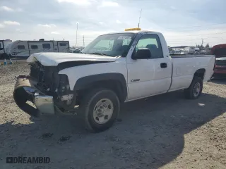 2002 Chevrolet Silverado 2500 with VIN 1GCGC24U62Z291665, listed as a Copart auction lot 49931485 with 0 mi miles and Salvage Title. Bid and sale history available at carsss.com. Image 1.