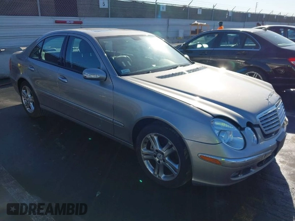 2006 Mercedes-Benz E-Class 3.5L with VIN WDBUF56JX6A959436, listed as a IAAI auction lot 41139788 with 99,915 mi miles. Bid and sale history available at carsss.com. Image 1.