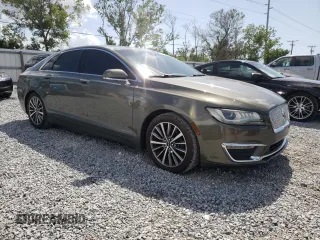 2017 Lincoln MKZ Select with VIN 3LN6L5C95HR614820, listed as a Copart auction lot 52236825 with 59,797 mi miles and Clean Title. Bid and sale history available at carsss.com. Image 4.