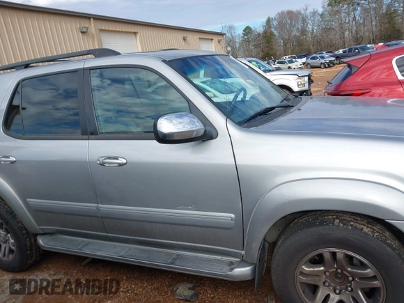 2007 Toyota Sequoia Limited with VIN 5TDZT38A87S298429, listed as a IAAI auction lot 41303386 with 244,837 mi miles and . Bid and sale history available at DreamBid. Image 13.