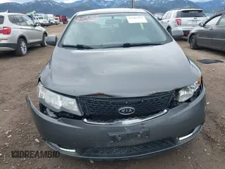 2013 Kia Forte SX с VIN KNAFW4A39D5733596, выставлен на аукционе IAAI как лот 41901921 с пробегом 185 164 миль миль и . История ставок и продаж доступна на DreamBid. Изображение 6.