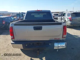 2008 GMC Sierra 1500 SLE1 z VIN 3GTEC13JX8G260212, wystawiony jako IAAI lot #41641592 z przebiegiem 186 365 mil mil oraz . Historia ofert i sprzedaży dostępna na DreamBid. Obrazek 16.