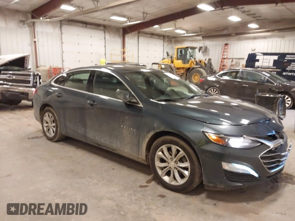 2019 Chevrolet Malibu LT with VIN 1G1ZD5ST0KF128599, listed as a IAAI auction lot 41087382 with 135,539 mi miles and . Bid and sale history available at DreamBid. Image 1.