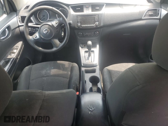 2018 Nissan Sentra S z VIN 3N1AB7AP8JY248851, wystawiony jako Copart lot #60870475 z przebiegiem 153 431 mil mil oraz Czysty tytuł • Clean title. Historia ofert i sprzedaży dostępna na DreamBid. Obrazek 8.