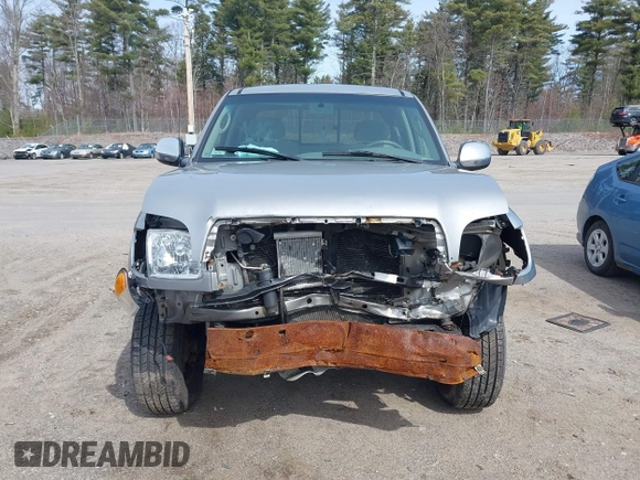 2003 Toyota Tundra SR5 with VIN 5TBBT44183S400232, listed as a IAAI auction lot 41933745 with 272,752 mi miles and . Bid and sale history available at carsss.com. Image 12.