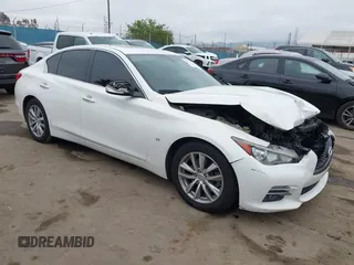 2015 Infiniti Q50 Premium z VIN JN1BV7AP2FM344044, wystawiony jako IAAI lot #42217012 z przebiegiem 155 714 mil mil oraz . Historia ofert i sprzedaży dostępna na DreamBid. Obrazek 1.