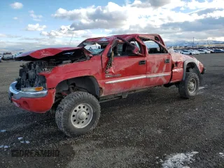 2004 GMC Sierra 2500HD SLT z VIN 1GTHK23174F166192, wystawiony jako Copart lot #80912704 z przebiegiem Nie podano mil oraz Czysty tytuł • Clean title. Historia ofert i sprzedaży dostępna na DreamBid. Obrazek 1.