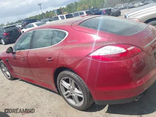 2012 Porsche Panamera S with VIN WP0AB2A75CL062146, listed as a IAAI auction lot 41957964 with 106,640 mi miles. Bid and sale history available at carsss.com. Image 14.