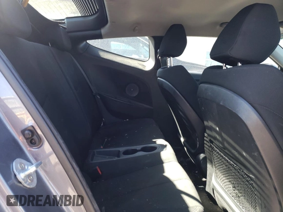 2017 Hyundai Veloster with VIN KMHTC6AD8HU318439, listed as a Copart auction lot 43322083 with 64,664 mi miles. Bid and sale history available at carsss.com. Image 10.
