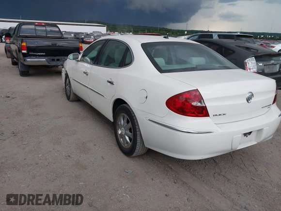 2007 Buick LaCrosse CX with VIN 2G4WC582471198323, listed as a IAAI auction lot 42613043 with 240,463 mi miles and . Bid and sale history available at DreamBid. Image 3.