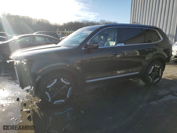 2024 Kia Telluride EX X-Line with VIN 5XYP3DGC4RG492343, listed as a Copart auction lot 85004944 with 15,669 mi miles and Salvage Title. Bid and sale history available at carsss.com. Image 1.