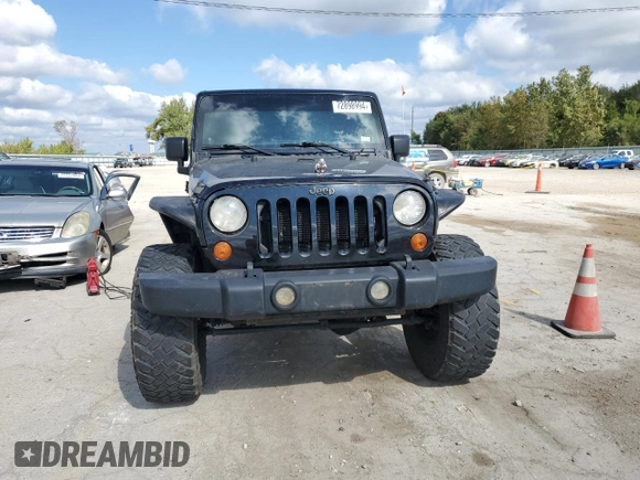 2014 Jeep Wrangler Unlimited Rubicon X с VIN 1C4HJWFG0EL142071, выставлен на аукционе Copart как лот 72898994 с пробегом 110 597 миль миль и Списание • Salvage title. История ставок и продаж доступна на DreamBid. Изображение 5.