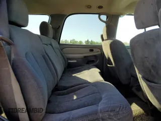 2002 Chevrolet Tahoe LS z VIN 1GNEC13T42R256432, wystawiony jako Copart lot #51706375 z przebiegiem 193 298 mil mil oraz Szkoda całkowita • Salvage title. Historia ofert i sprzedaży dostępna na DreamBid. Obrazek 11.