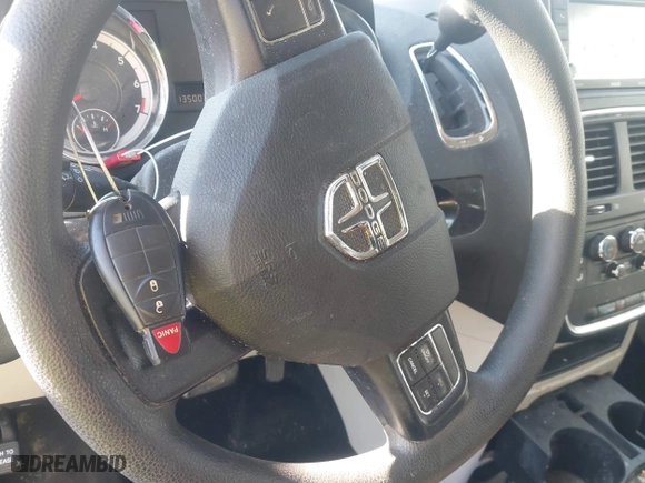 2018 Dodge Grand Caravan SE with VIN 2C4RDGBG3JR348560, listed as a IAAI auction lot 41657312 with 135,007 mi miles. Bid and sale history available at carsss.com. Image 11.