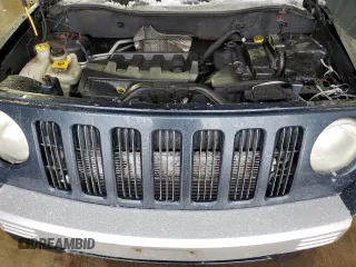 2008 Jeep Patriot Limited with VIN 1J8FT48W48D648696, listed as a Copart auction lot 45197545 with 210,250 mi miles and Salvage Title. Bid and sale history available at DreamBid. Image 12.