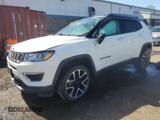 2018 Jeep Compass Limited with VIN 3C4NJDCB9JT458227, listed as a Copart auction lot 54840205 with 30,989 mi miles and Non repairable. Bid and sale history available at DreamBid. Image 1.