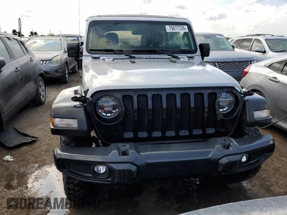 2021 Jeep Wrangler Unlimited Sport Altitude with VIN 1C4HJXDNXMW555815, listed as a Copart auction lot 75677724 with Not provided miles and Non repairable. Bid and sale history available at DreamBid. Image 5.