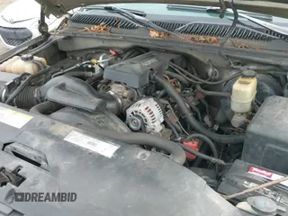 2000 Chevrolet Silverado 1500 z VIN 1GCEK19T7YZ109808, wystawiony jako IAAI lot #43338925 z przebiegiem 186 136 mil mil oraz . Historia ofert i sprzedaży dostępna na DreamBid. Obrazek 13.
