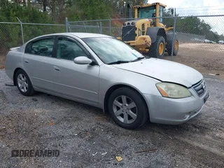 2002 Nissan Altima S with VIN 1N4AL11D52C186676, listed as a IAAI auction lot 41511841 with 201,068 mi miles. Bid and sale history available at carsss.com. Image 1.