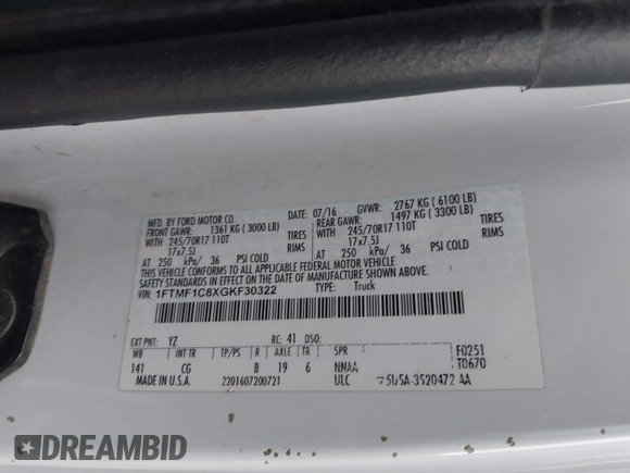 2016 Ford F-150 XL with VIN 1FTMF1C8XGKF30322, listed as a IAAI auction lot 41892940 with 255,792 mi miles. Bid and sale history available at carsss.com. Image 9.