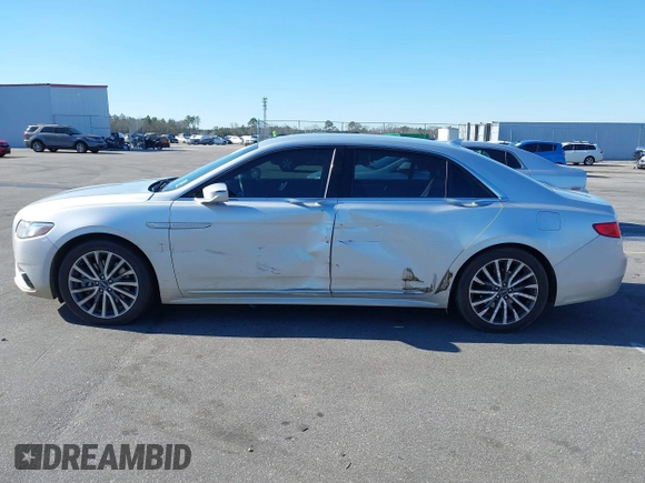 2018 Lincoln Continental Select with VIN 1LN6L9SKXJ5612470, listed as a IAAI auction lot 41350596 with 120,727 mi miles. Bid and sale history available at carsss.com. Image 15.