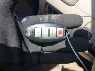 2011 Nissan Murano LE z VIN JN8AZ1MW8BW177494, wystawiony jako IAAI lot #41982077 z przebiegiem 78 212 mil mil oraz . Historia ofert i sprzedaży dostępna na DreamBid. Obrazek 11.