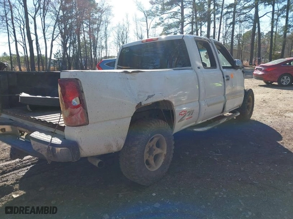 2003 Chevrolet Silverado 1500 LS with VIN 2GCEK19T531355306, listed as a IAAI auction lot 41804102 with 1 mi miles. Bid and sale history available at carsss.com. Image 4.